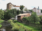 File:Hrad a zámek Bečov nad Teplou.jpg - Wikimedia Commons
